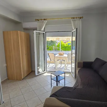 Lucky Apartment *